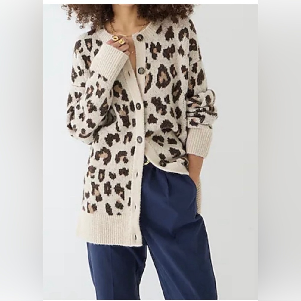J.crew Oversized cardigan sweater in leopard print NWT Size Medium